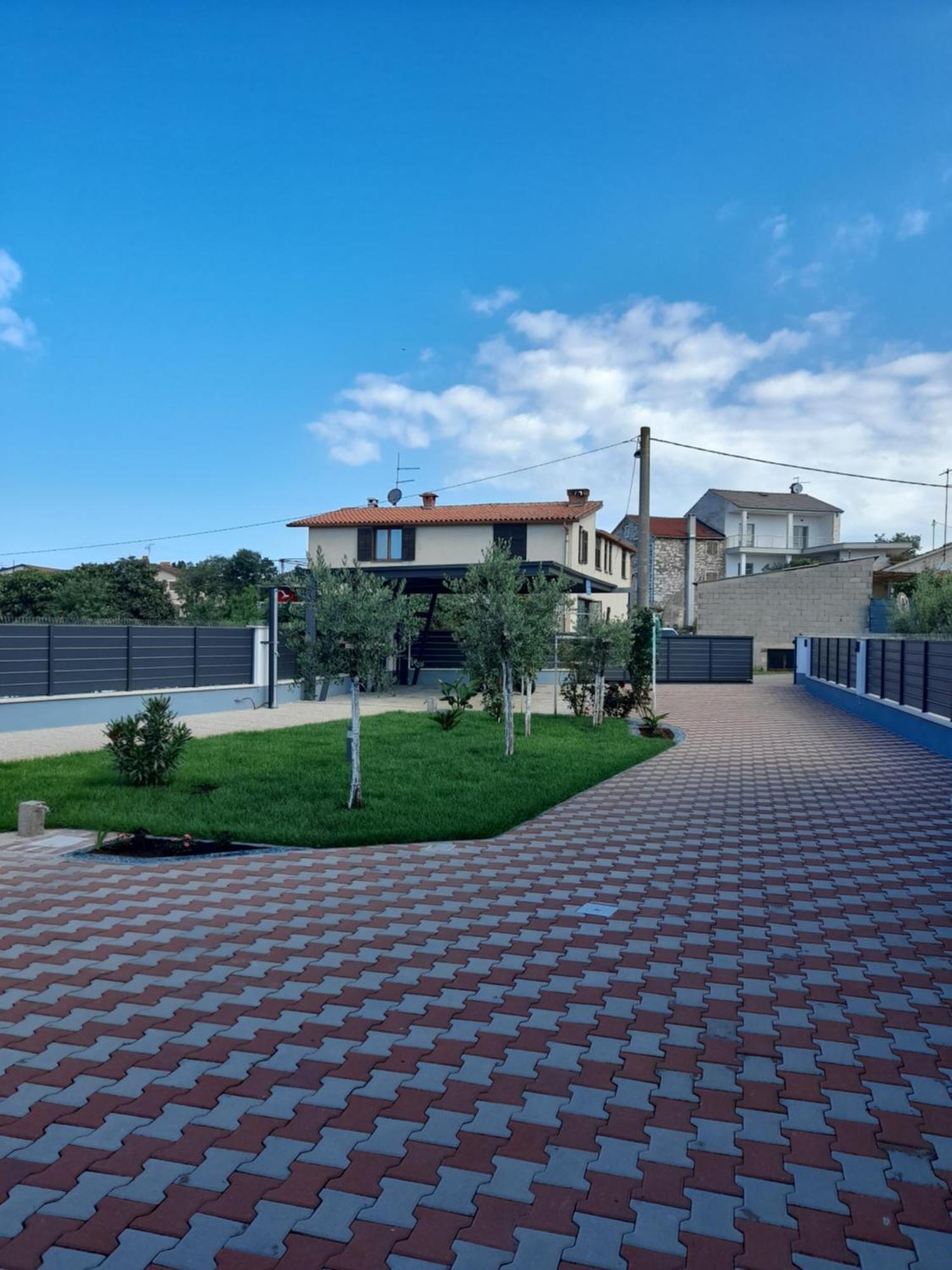 Apartments Donella Umag Exteriér fotografie