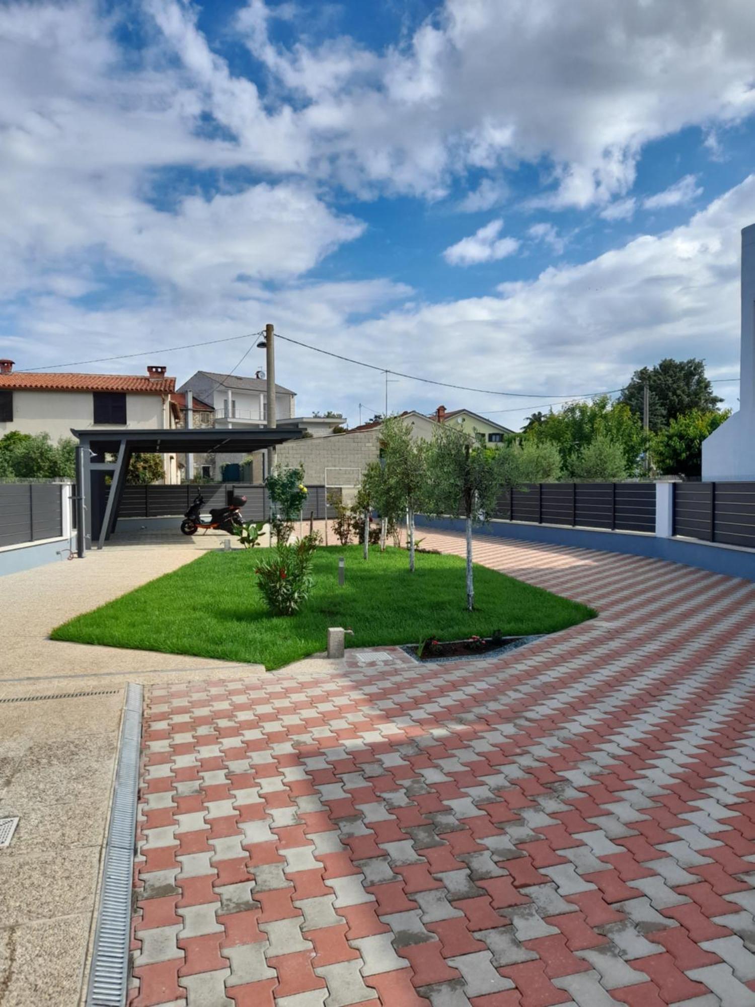 Apartments Donella Umag Exteriér fotografie